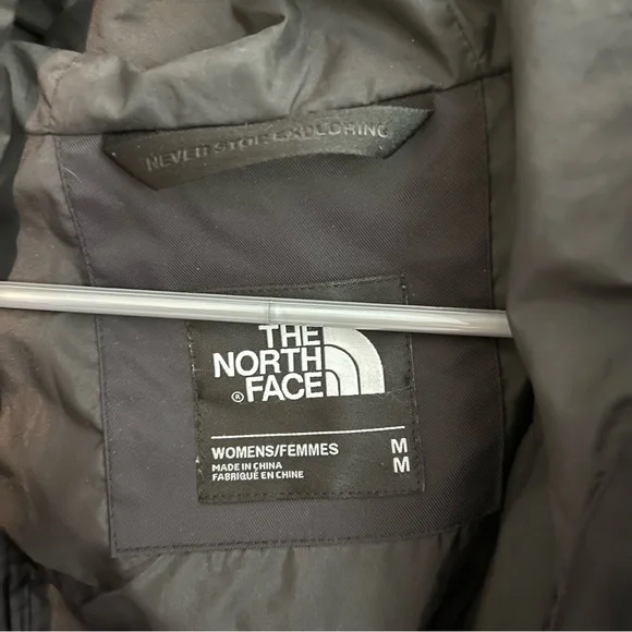 North face rain jacket - Picture 5 of 9
